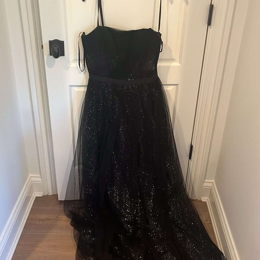 Betsy & Adam Glitter Mesh Gown - Picture 5 of 6